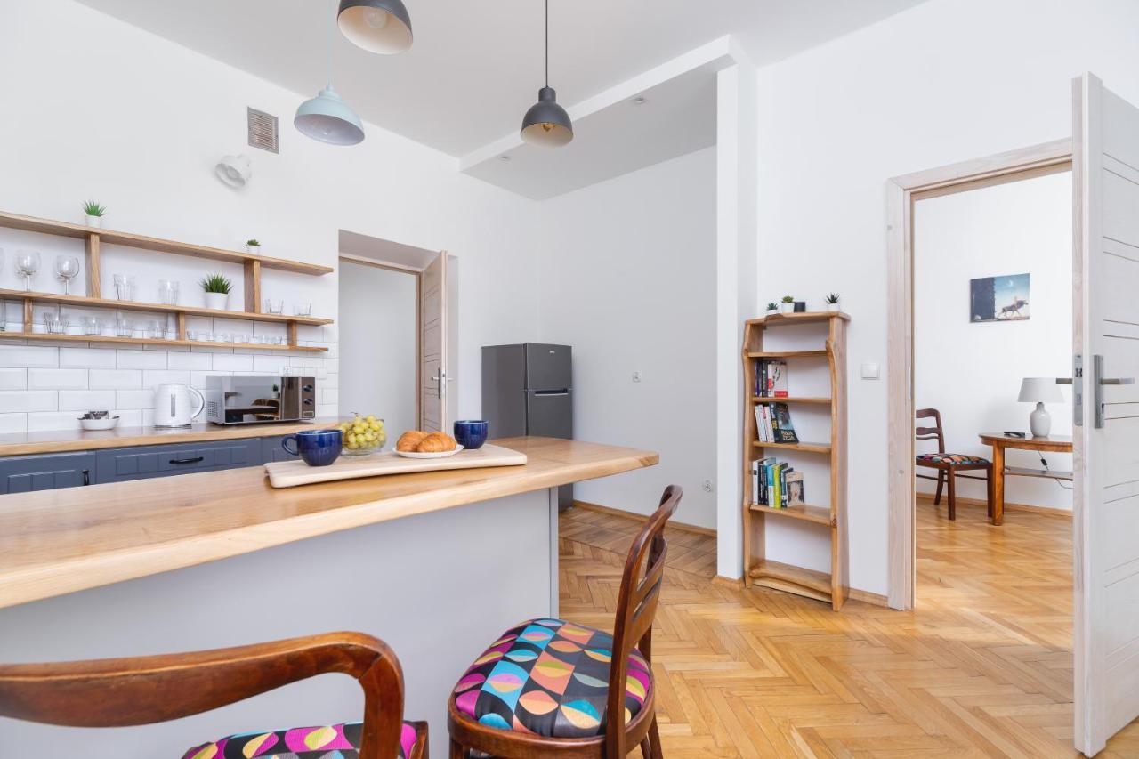 Old Town Apartments Basztowa By Renters Krakau Exterior foto